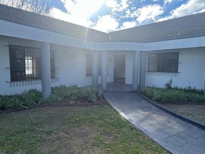 House For Rent in Rondebosch, Cape Town
